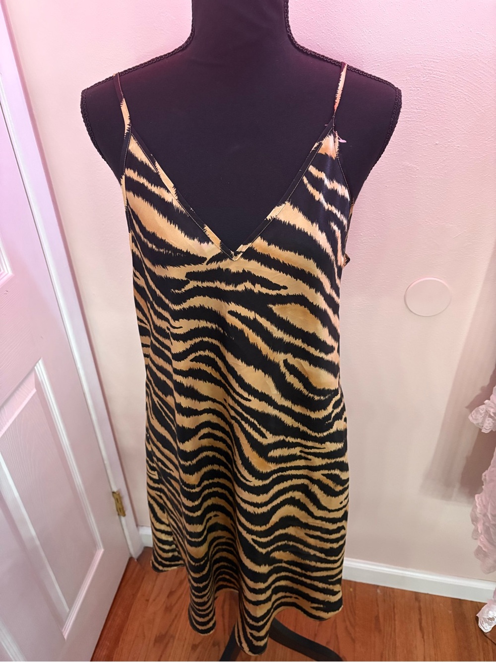 Vintage Valerie Stevens Tiger Print Slip